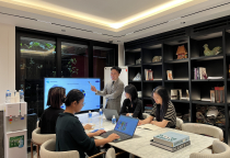 Library Lounge: Nơi kết nối ý tưởng & khơi nguồn cảm hứng giữa lòng Sài Gòn