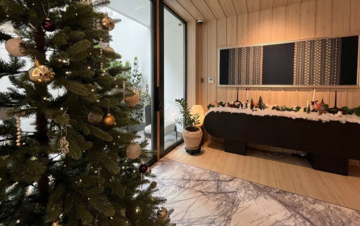 Giáng Sinh Sài Gòn: Ngắm những nhà thờ đẹp nhất Việt Nam, trải nghiệm lưu trú tiện nghi tại HongHome