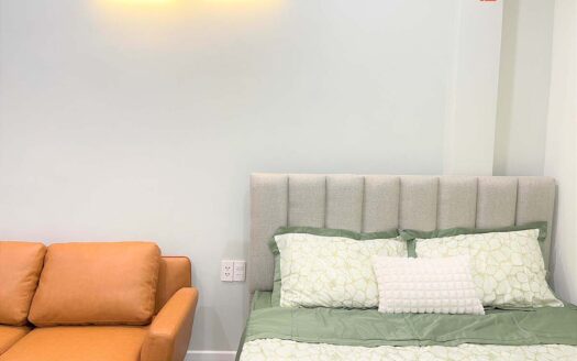 HongHome Nguyen Cu Trinh: Studio-02