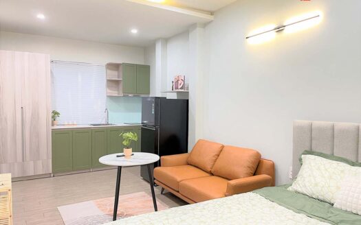 HongHome Nguyen Cu Trinh: Studio-02